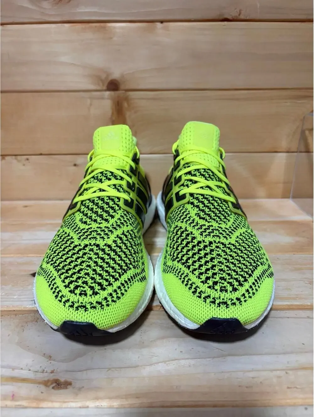 Original 2016 Adidas Ultra Boost 1.0  Solar Yellow - s77414 - Mens size 8.5